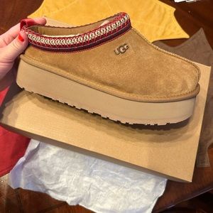 Tazz platform uggs